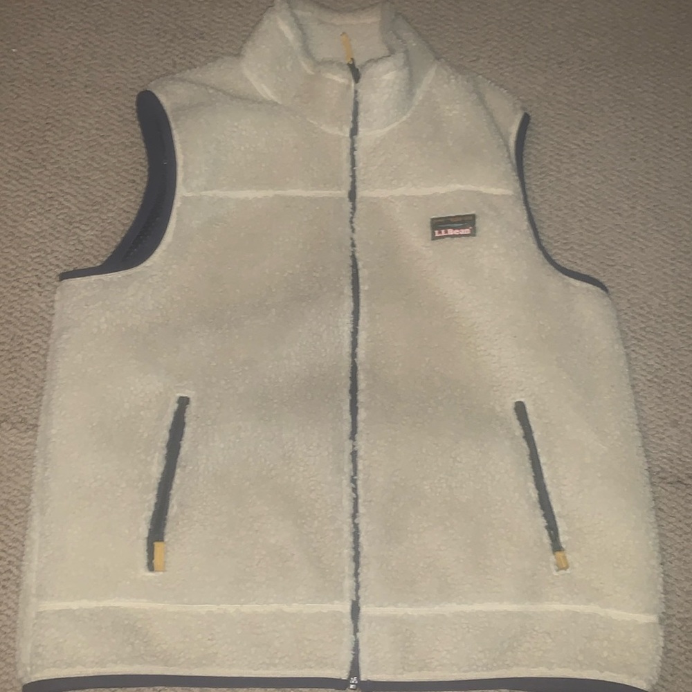 LL Bean vest size XXL
